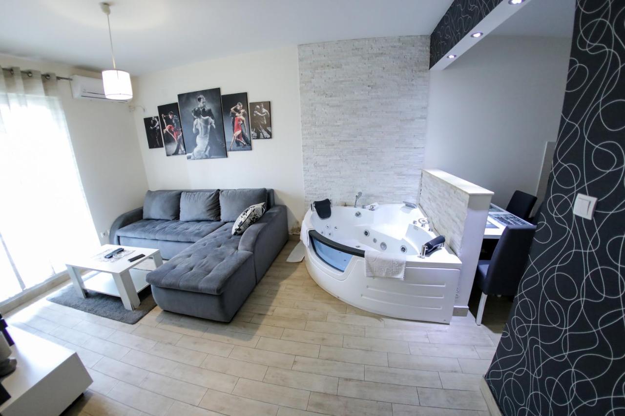 Nirvana Spa Center Belgrad Exteriör bild